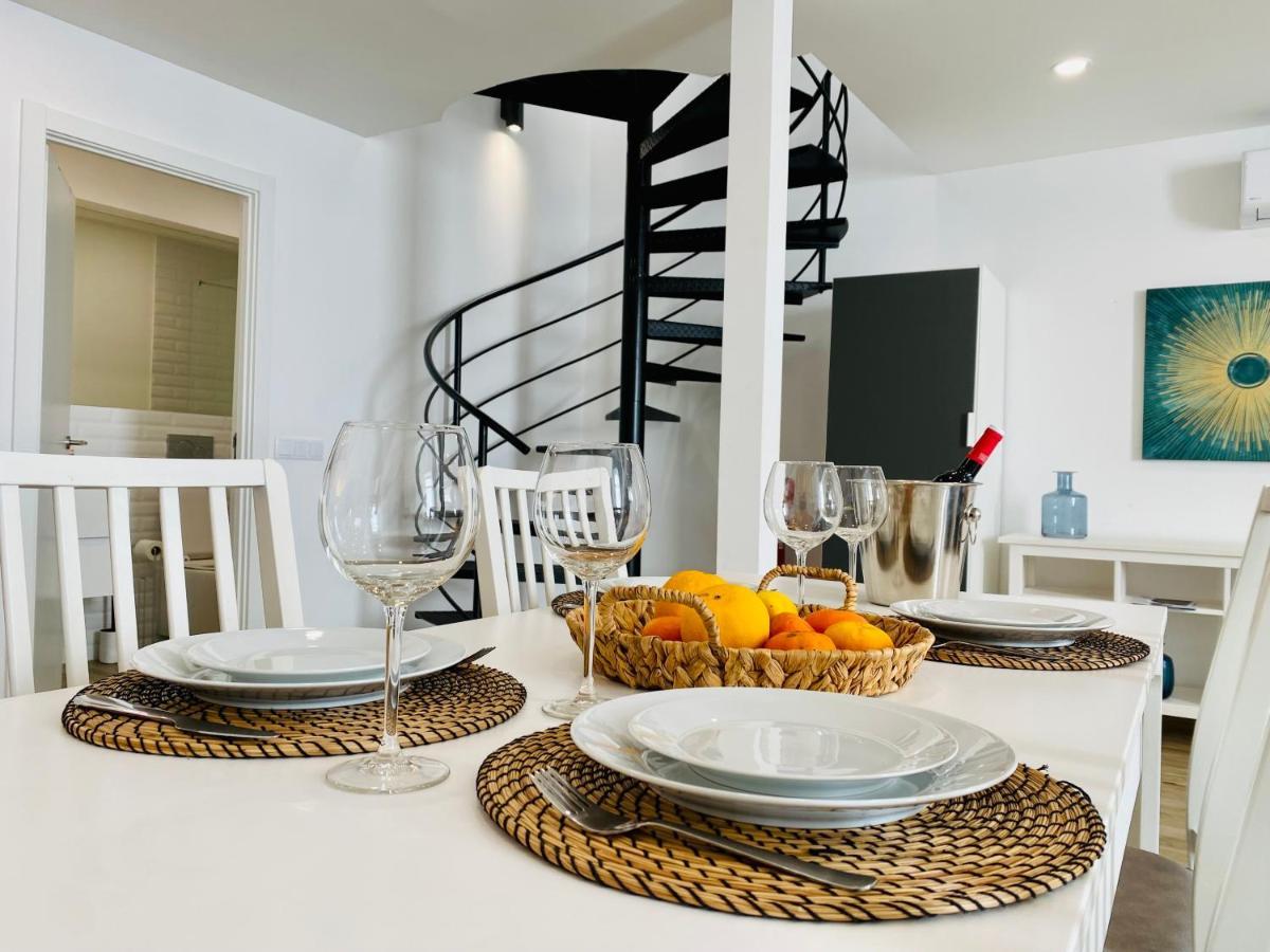 Tia Anica House I - Apartment With Terrace In Central Fuseta Beach Village Eksteriør billede