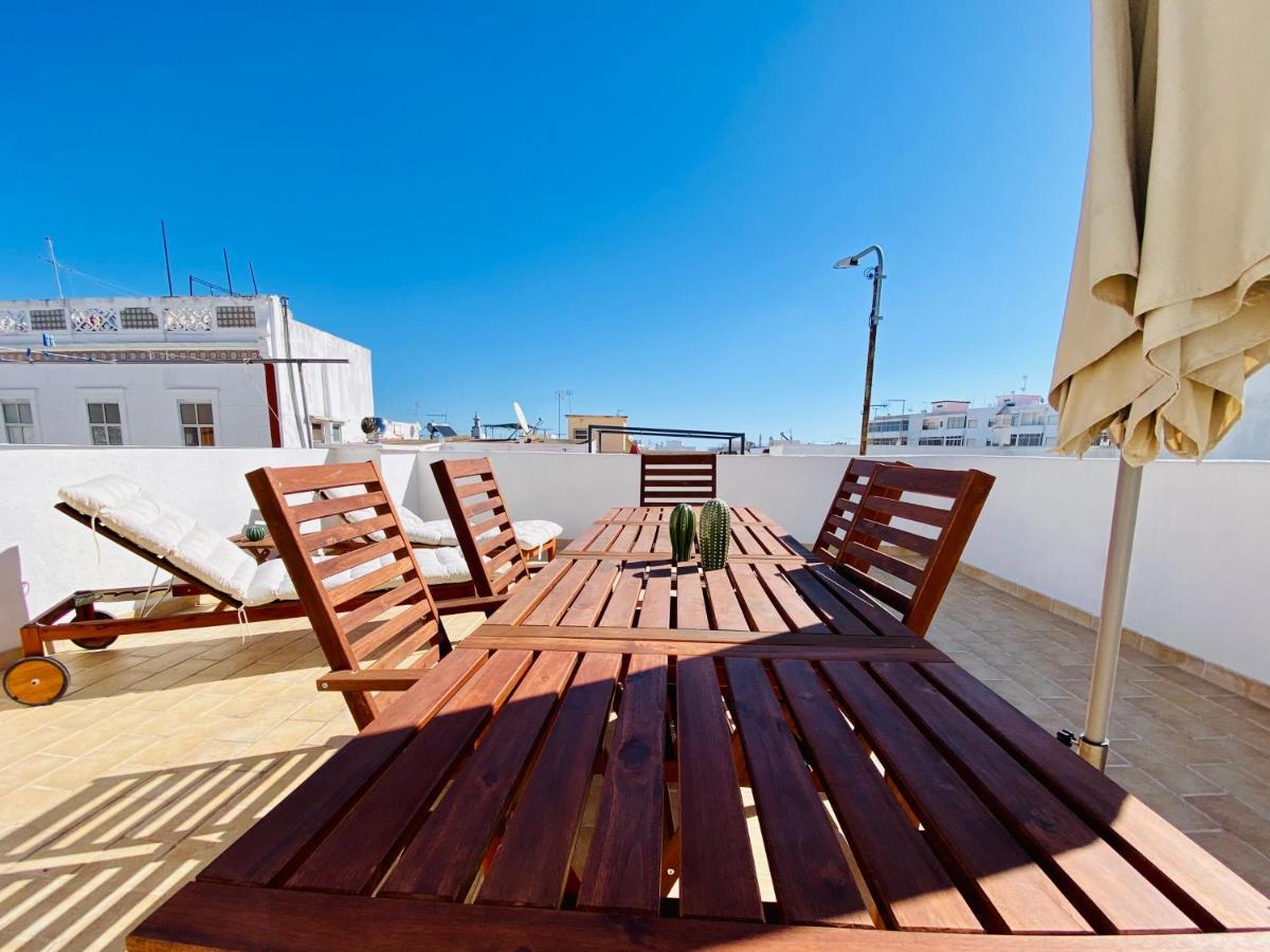 Tia Anica House I - Apartment With Terrace In Central Fuseta Beach Village Eksteriør billede